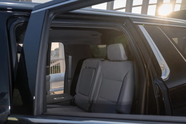  Schwarz GMC Yukon XL Photo 5