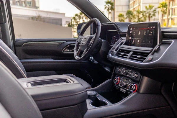  Black GMC Yukon AT4 Photo 5