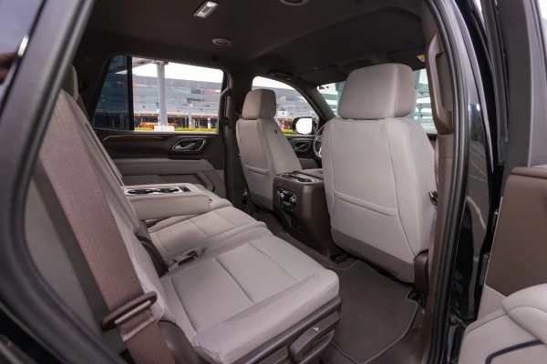  Black GMC Yukon Photo 6