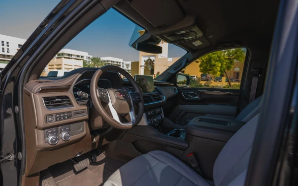  Black GMC Yukon Photo 6