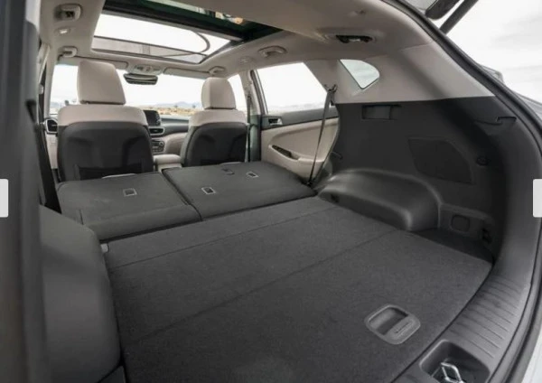  Schwarz Hyundai Tucson Photo 10