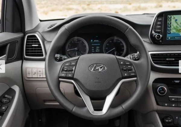  Schwarz Hyundai Tucson Photo 12