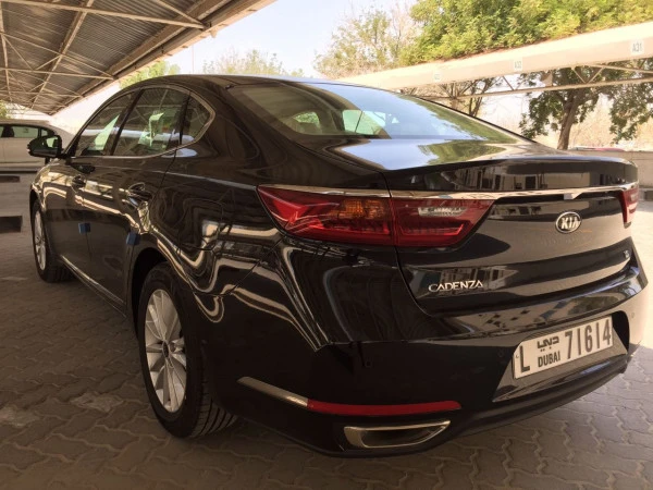  Черный Kia cadenza Photo 4