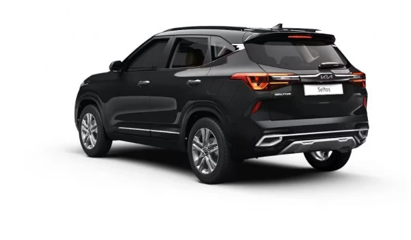  Black KIA Seltos Photo 2