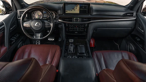  Black Lexus LX 570 Photo 4