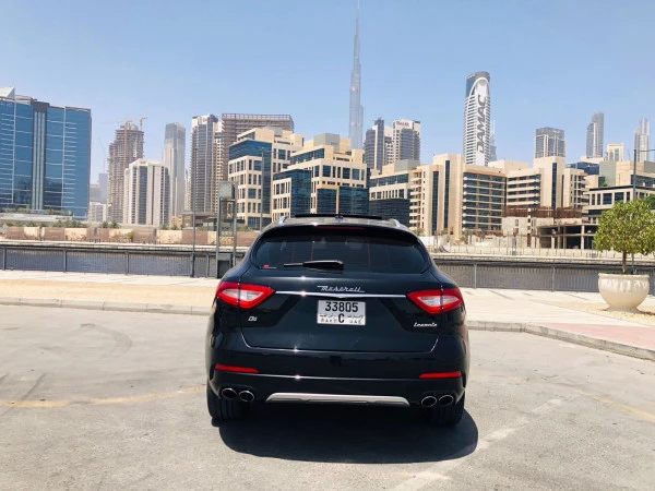  Black Maserati Levante Photo 5