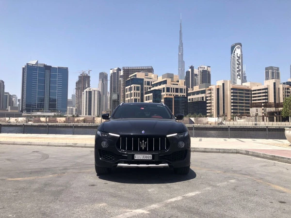  Black Maserati Levante Photo 9
