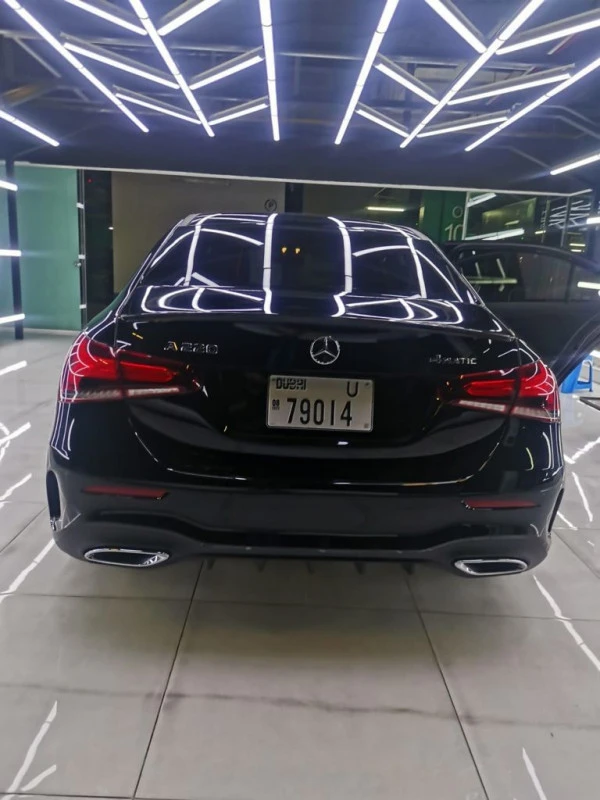  Schwarz Mercedes A-Klasse 220 AMG Photo 2