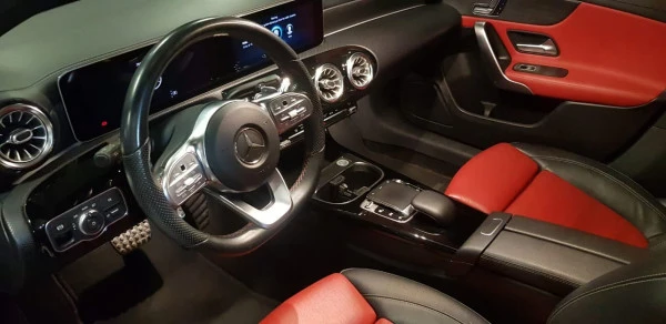  أسود مرسيدس A250 Class Photo 5