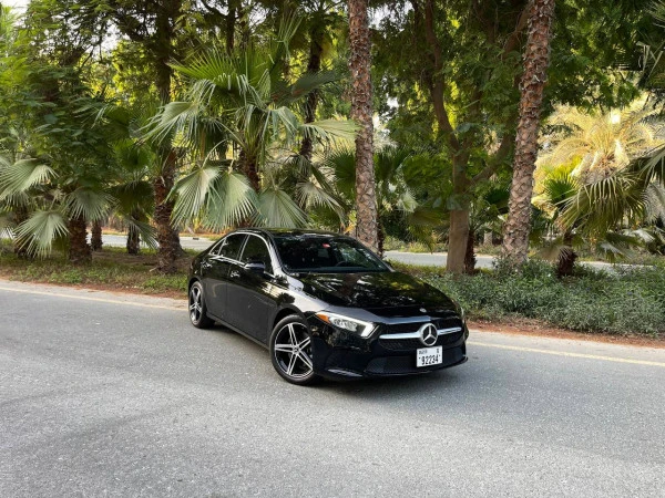  أسود مرسيدس A كلاس Photo 2