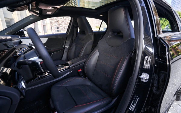  Black Mercedes A200 Photo 5