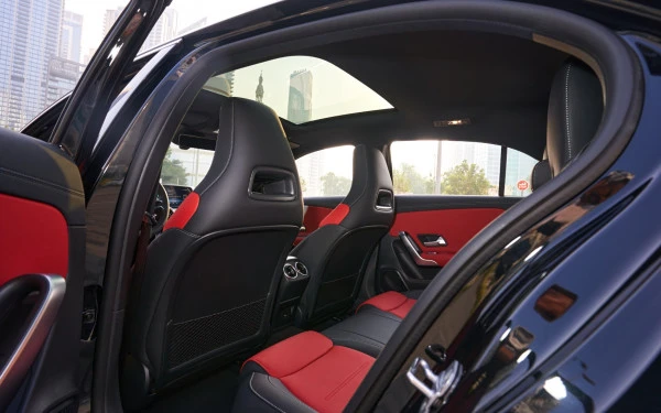  Black Mercedes A200 Photo 5