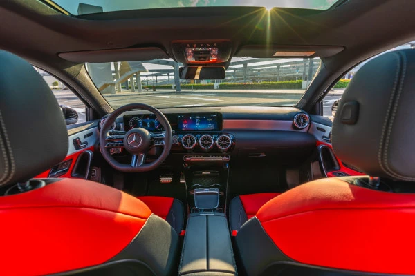  Schwarz Mercedes A200 Photo 8