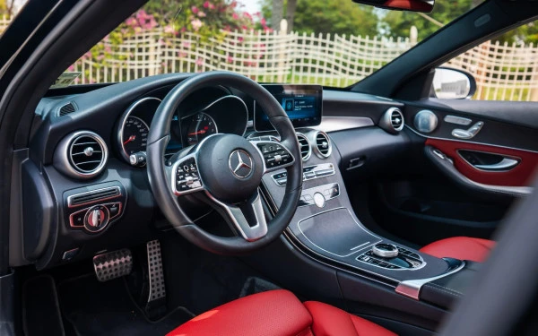  Черный Mercedes C300 Photo 3