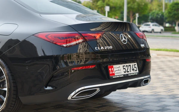  Black Mercedes CLA 250 Photo 4