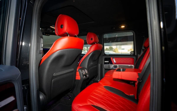  Schwarz Mercedes G63 AMG Photo 12