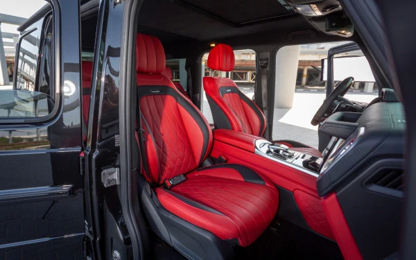  Черный Mercedes G63 AMG Photo 4