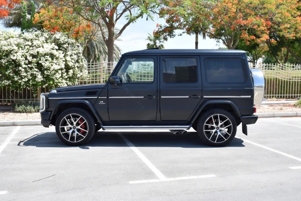  Noir Mercedes G63 AMG Photo 3