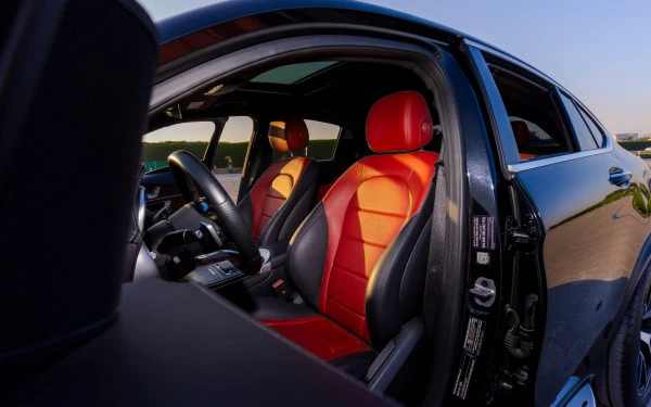  أسود مرسيدس GLC 200 كوبيه Photo 6