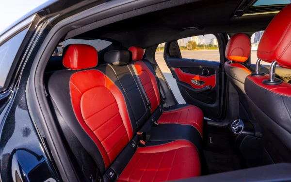  أسود مرسيدس GLC 200 كوبيه Photo 7