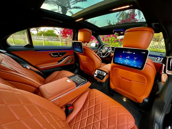  أسود مرسيدس S500 Photo 5