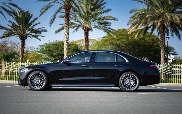  Nero Mercedes S500 Photo 2