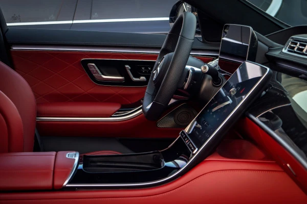  Nero Mercedes S500 Photo 4