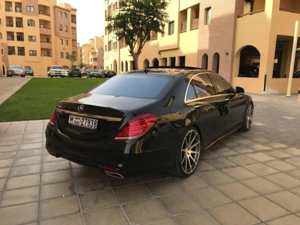  أسود مرسيدس S550 Photo 4