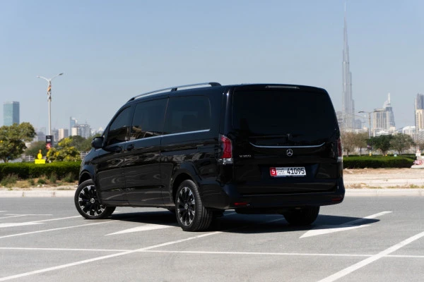  Black Mercedes V300 Avantgarde Extra Long Photo 2