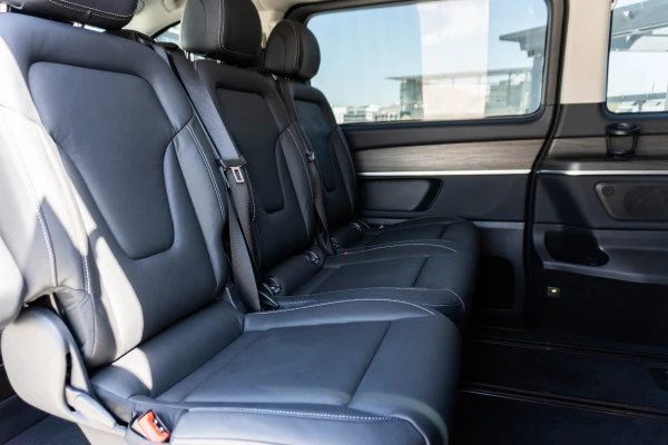  Black Mercedes V300 Avantgarde Extra Long Photo 10