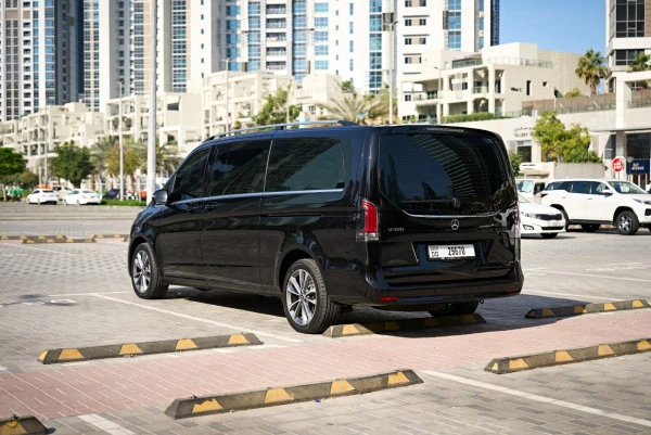  Black Mercedes V300 Avantgarde Extra Long Photo 3