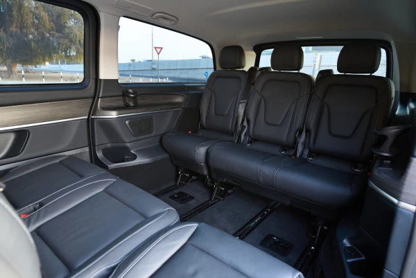  Black Mercedes V300 Avantgarde Extra Long Photo 7