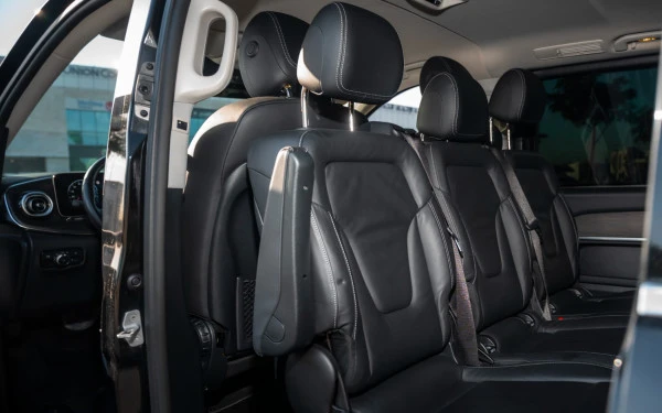  Black Mercedes V300 Avantgarde Extra Long Photo 6