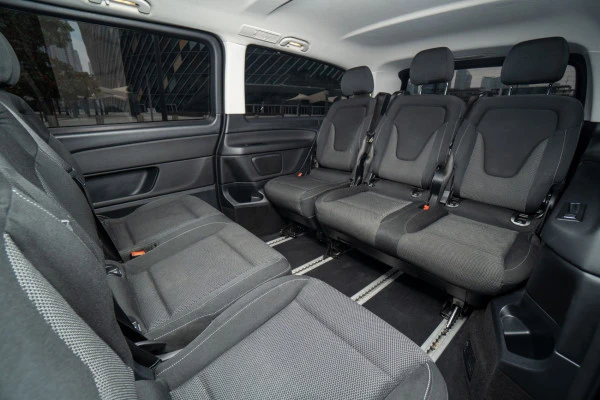  Black Mercedes V Class Photo 3