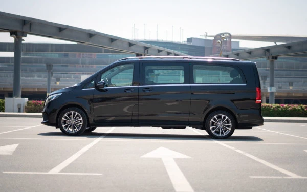  Black Mercedes V250 Photo 2