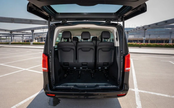  Black Mercedes V250 Photo 7