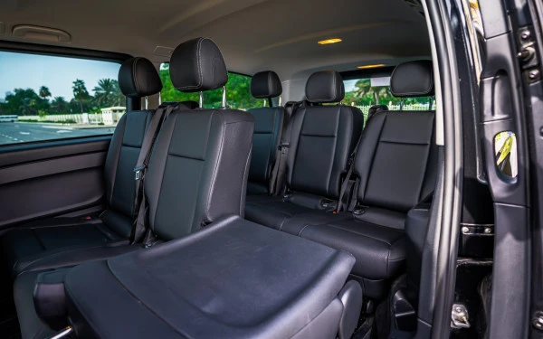 Black Mercedes Vito Class Photo 5