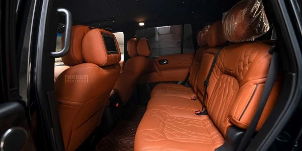  Black Nissan Armada Photo 2