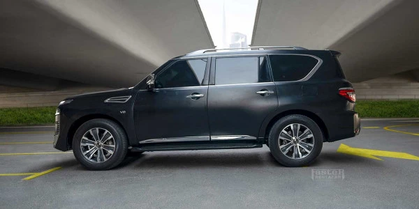  Black Nissan Armada Photo 4