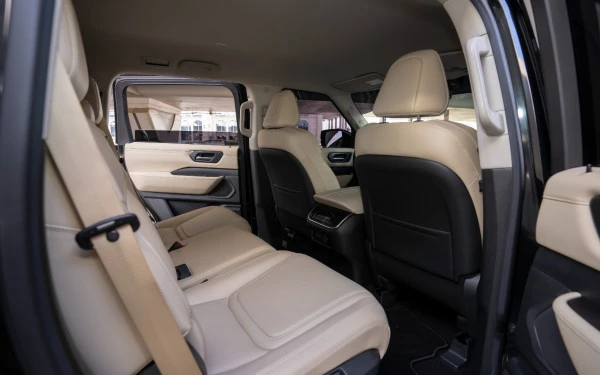  Black Nissan Patrol Platinum V6 Photo 7