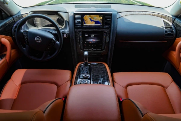  Черный Nissan Patrol V6 Titanium Photo 2