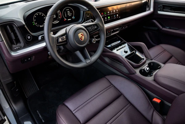  Black Porsche Cayenne Coupe Photo 13