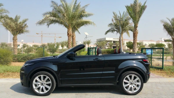  Black Range Rover Evoque Photo 2