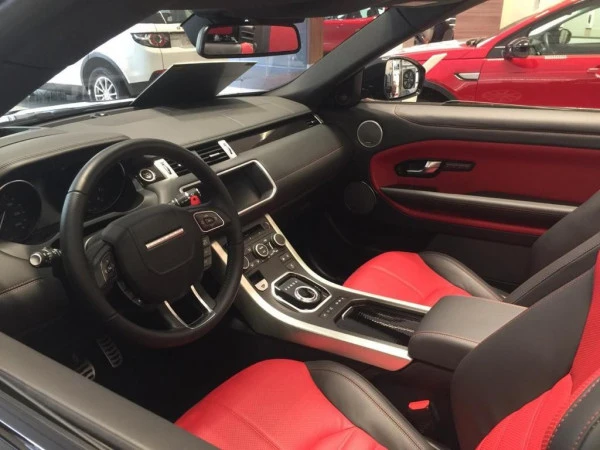  Black Range Rover Evoque Photo 3