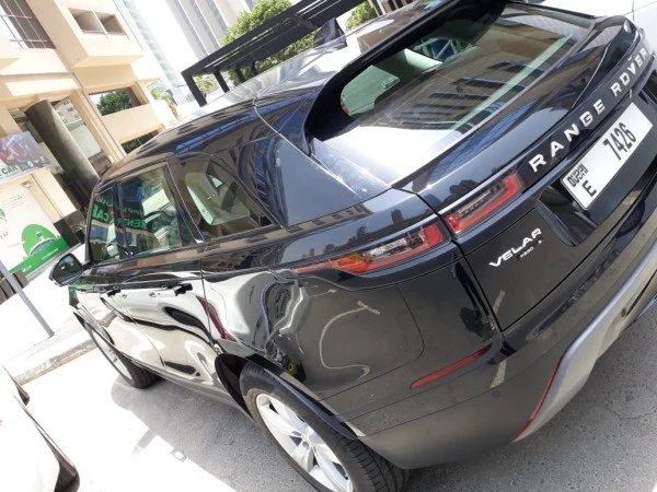  Black Range Rover Velar Photo 5