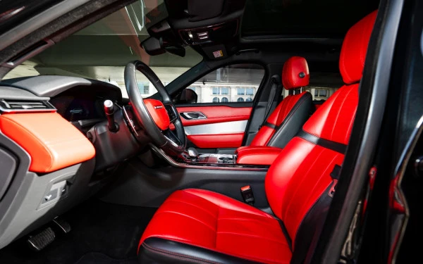  Black Range Rover Velar Photo 16