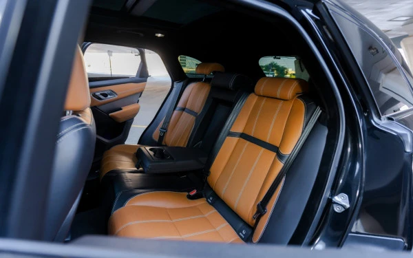  Black Range Rover Velar R-Dynamic Photo 7