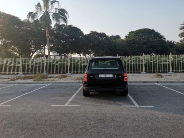  Black Range Rover Vogue Photo 3