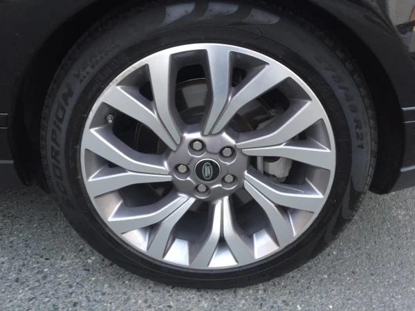  Black Range Rover Vogue Photo 4