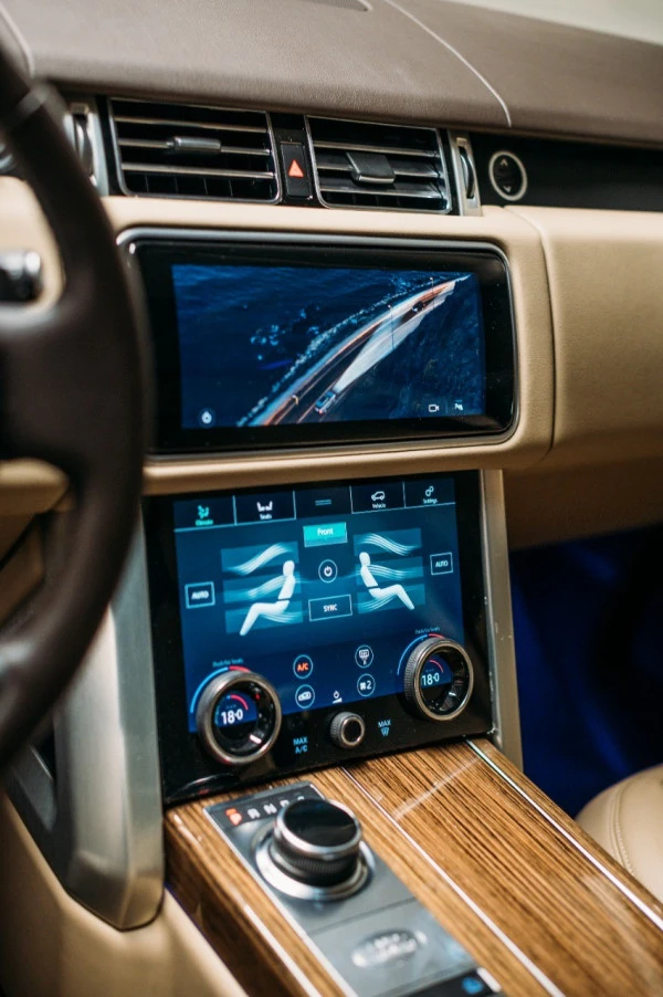  Black Range Rover Vogue Photo 8